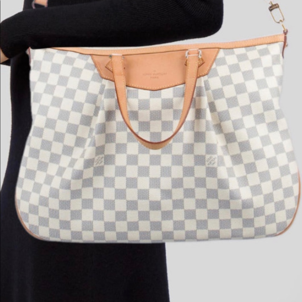 AUTHENTIC LV SIRACUSA GM